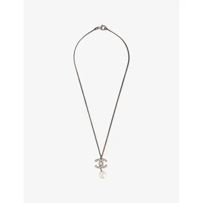 Reselfridges Womens Pre-loved Chanel Brass Faux Pearl And Strass Twisted Cc Pendant Necklace Silver
