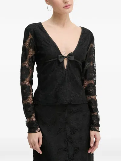 Resume Lace-sleeves V-neck Top In Black