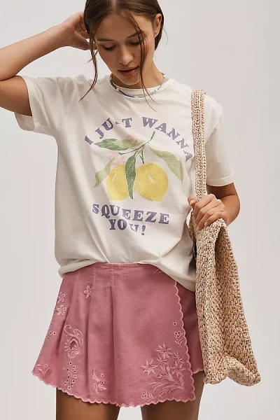 Retro Brand I Just Wanna Squeeze You Graphic Tee In White