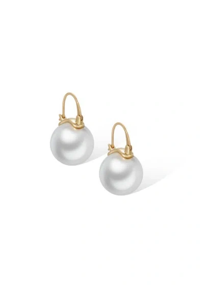 Retro Chic Retro Pearl Earrings In Metallic