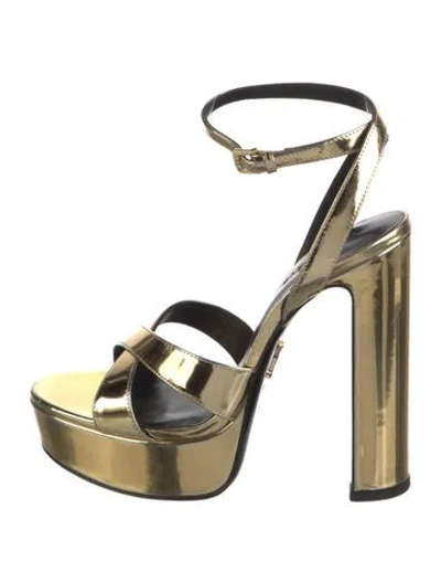 Pre-owned Retroféte Leather Sandals In Gold