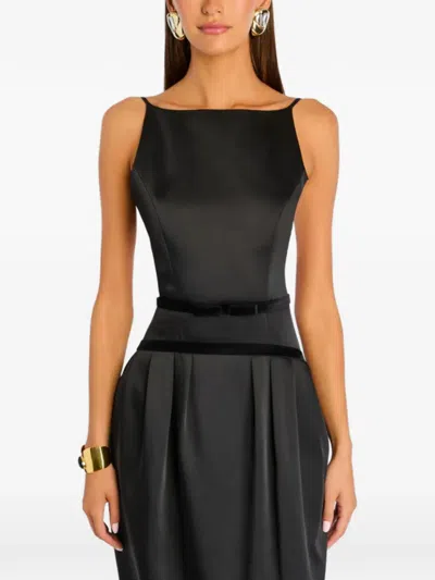 Retroféte Square Neck Velvet Waist Dress In Black