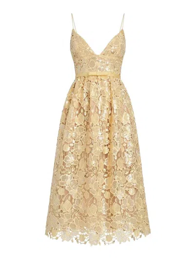 Retroféte Structured Midi Dress With A V-neck In Yellow