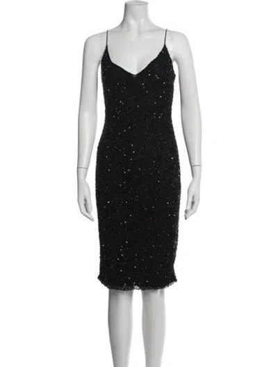Pre-owned Retroféte V-neck Knee-length Dress In Black