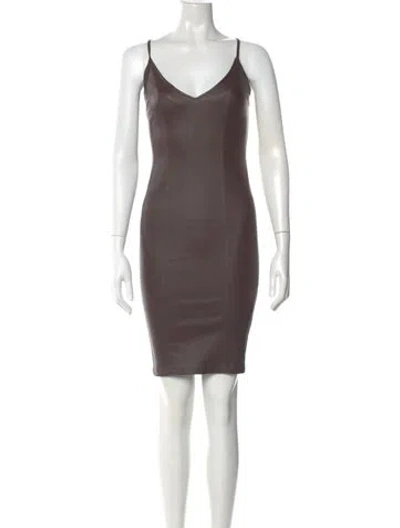 Pre-owned Retroféte V-neck Knee-length Dress In Green