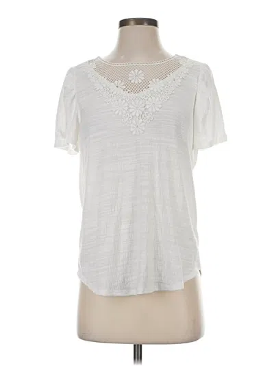 Pre-owned Retrology Short Sleeve Top White Keyhole Neckline Tops