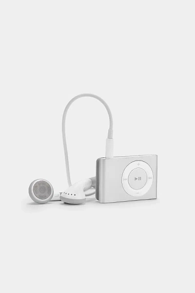 Retrospekt Vintage Apple Ipod Shuffle (2nd Generation) 1gb Mp3 Player In Silver At Urban Outfitters In White