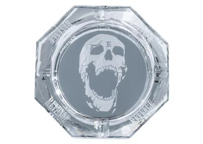 Pre-owned Revenge Men's  Skull Glass Ashtray In White