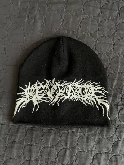 Pre-owned Revenge Metallic Logo Beanie In Black