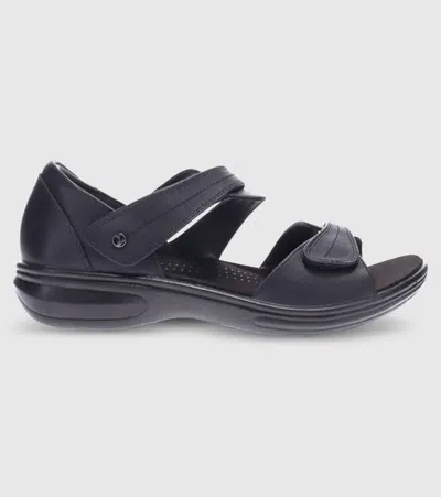 Revere Women's Geneva Sandal In Black
