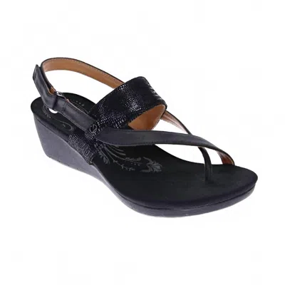 Revere Women's Honolulu Backstrap Wedge Sandal In Onyx/black Lizard