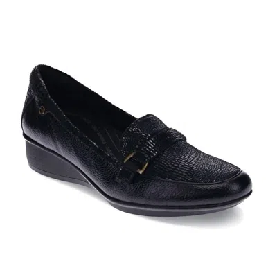 Revere Women's Montmartre Wedge Loafer In Black Pebble