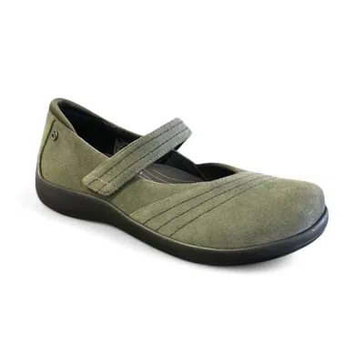 Revere Women's Timaru Mary Jane Shoe In Moss Suede In Multi