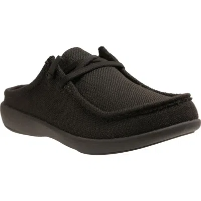 Revitalign Carefree Clog In Black