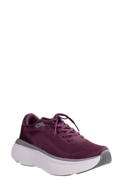 Revitalign Gaia Sneaker In Multi
