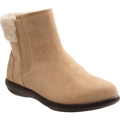 Revitalign Trestle Boot In Animal Print