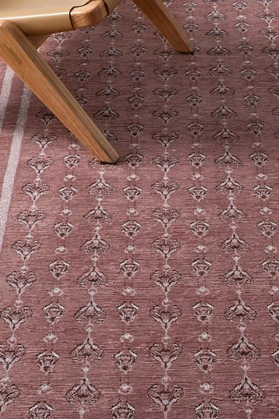 Revival Via Slim Washable Rug In Mauve At Urban Outfitters In Pink