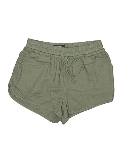 Pre-owned Rewash Shorts In Green