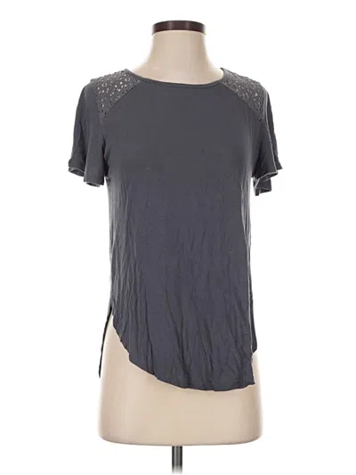 Pre-owned Rewind Short Sleeve Top Gray Keyhole Neckline Tops
