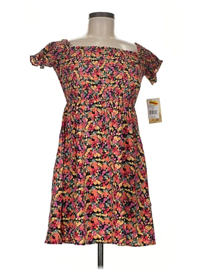 Rewind Short Sleeve Top Red Strapless Neckline Tops