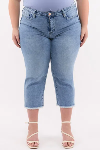 Rfm Plus Chloe High Rise Wide Leg Cropped Frayed Jeans-zp202073 In 3001m