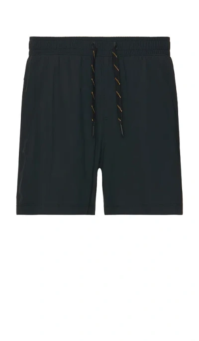 Rhone 5 Pursuit Short In 黑色
