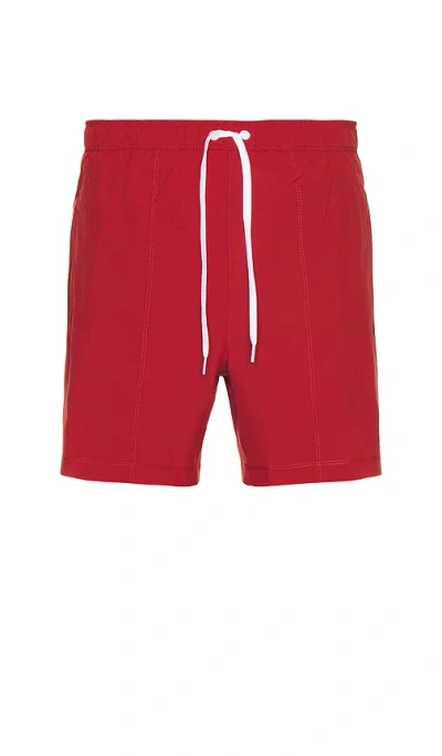 Rhone 5.5 R&r Trunk In Red