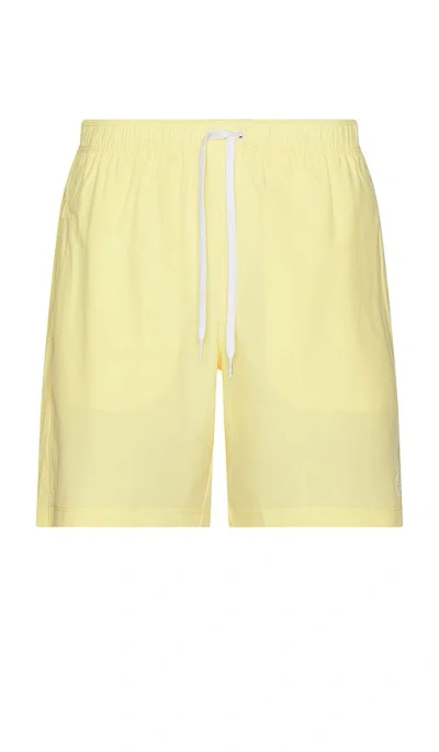 Rhone 7.5 R&r Trunk In Yellow