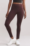 Rhone Alpine Fleece Leggings In Burgundy