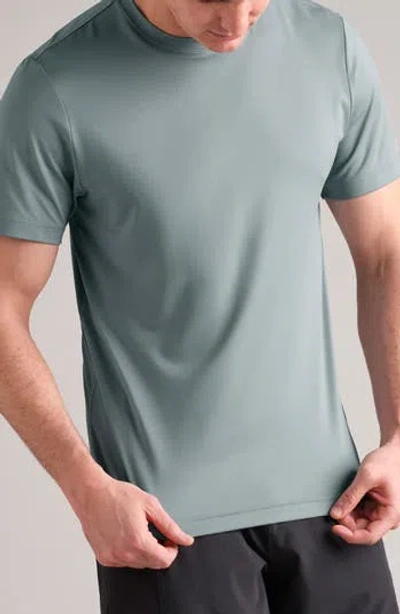 Rhone Backspin Performance T-shirt In Gray