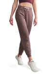 Rhone Dreamglow Joggers In Grey Lilac