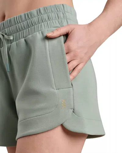 Rhone Dreamglow Short In Pacific In Green