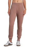 Rhone Dreamglow Tapered Pants In Neutral