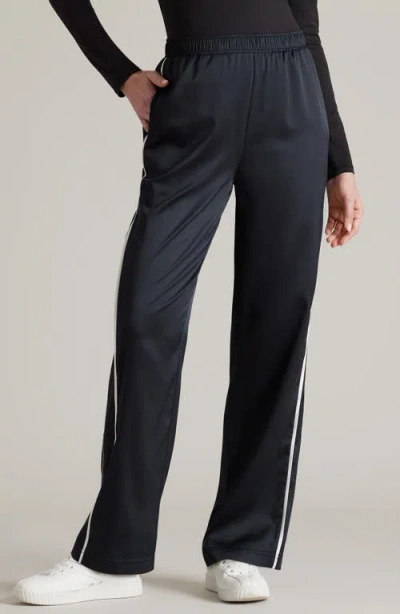 Rhone Freestyle Tracksuit Pants In Black