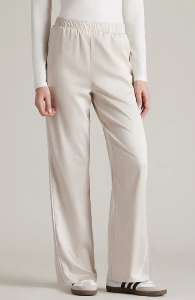 Rhone Freestyle Tracksuit Pants In Oats