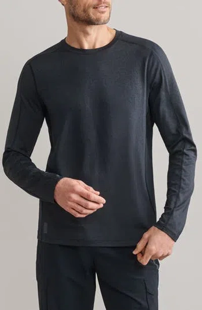 Rhone Invictus Long Sleeve Training T-shirt In Black