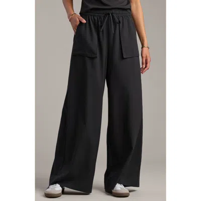 Rhone Mirage Pants In Black