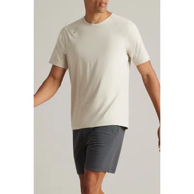 Rhone Reign Performance T-shirt In Sandstone
