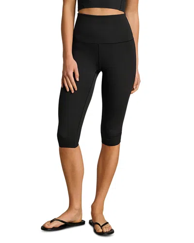 Rhone Revive Capri Leggings In Black