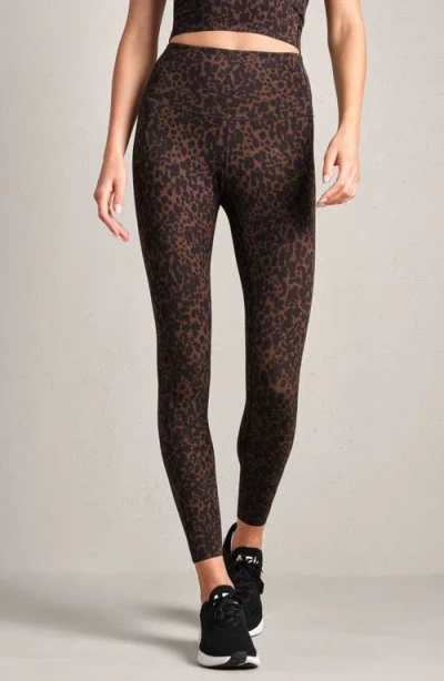 Rhone Revive Pocket 7/8 Leggings In Brown