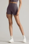 Rhone Revive Pocket Bike Shorts In Grey Lilac