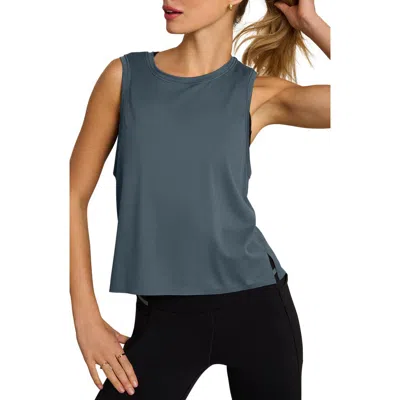 Rhone Serene Crop Performance Tank In Green