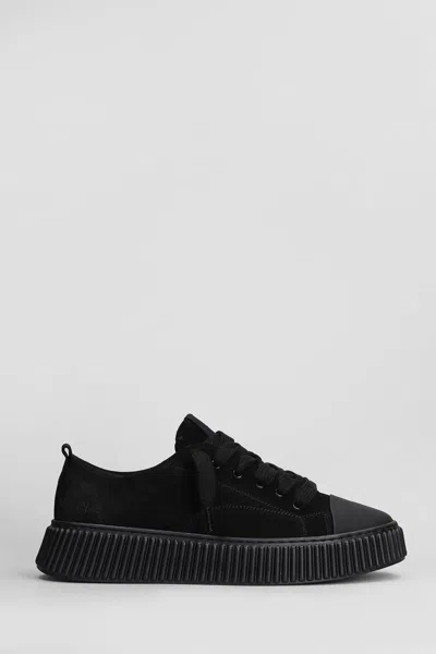 Rhun Sneakers