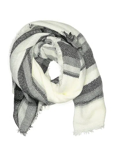 Pre-owned Riah Fashion Scarf In Black