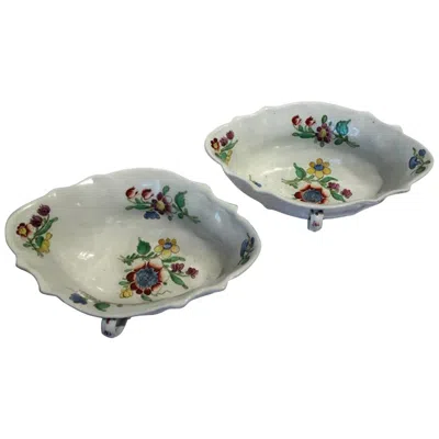 Pre-owned Richard Ginori Italy 18th Century Italy  Doccia Pair Of Porcelain Sauce Bowls In Gray