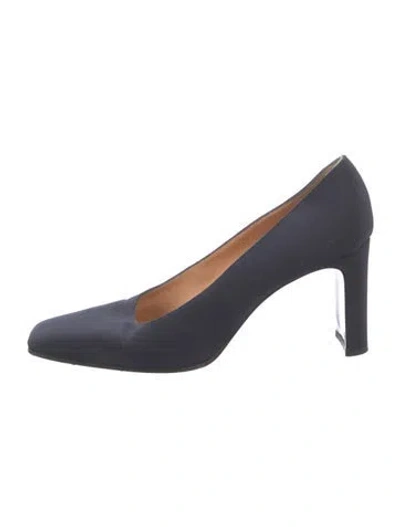 Pre-owned Richard Tyler Pumps In Blue