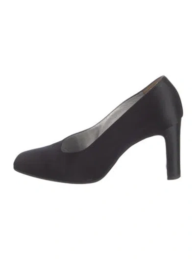 Pre-owned Richard Tyler Pumps In Blue