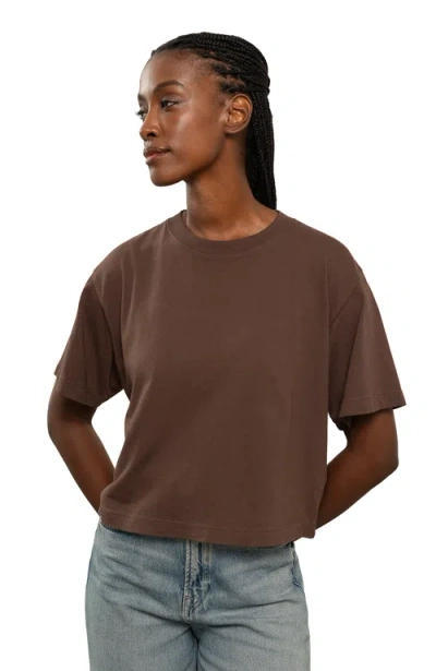 Richer Poorer The Relaxed Crop Tee In Coffee Bean