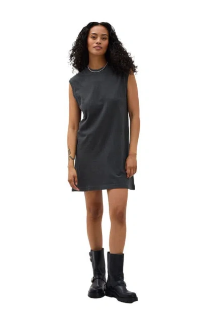 Richer Poorer The Relaxed Muscle Dress In Gray
