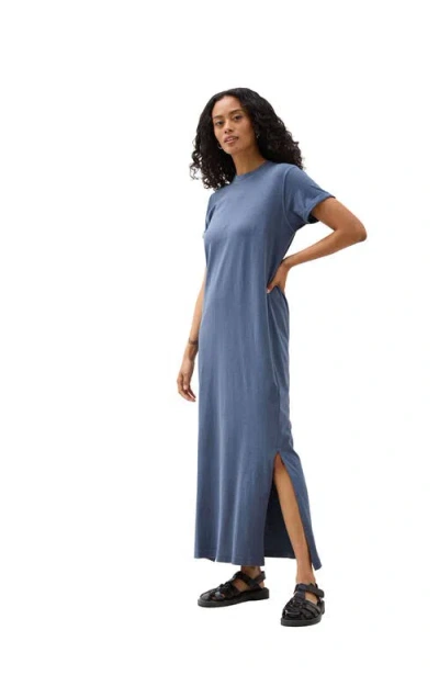 Richer Poorer The Relaxed Tee Dress In Blue